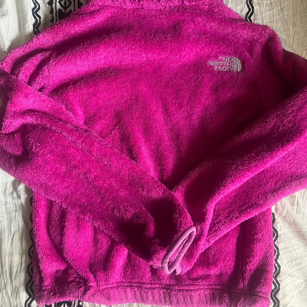 The North Face Girl’s Vibrant Pink Osolita Fleece Jacket in all ‘fur’ Size 7/8